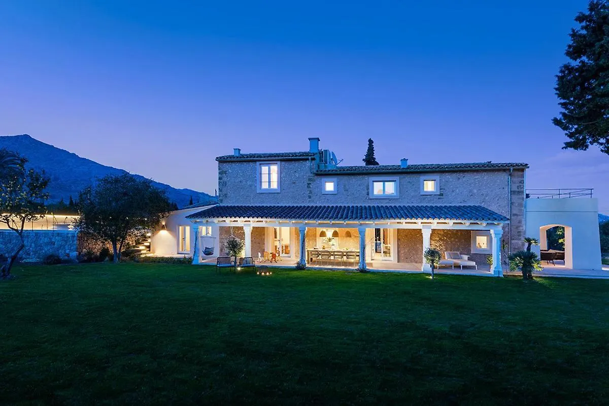 Villa Antigua 포엔샤